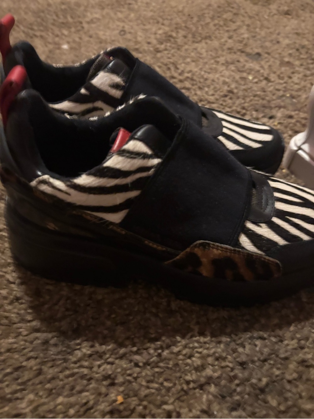 Micheal Kors Kids Zebra-Print Slip-On Sneakers - Black/White